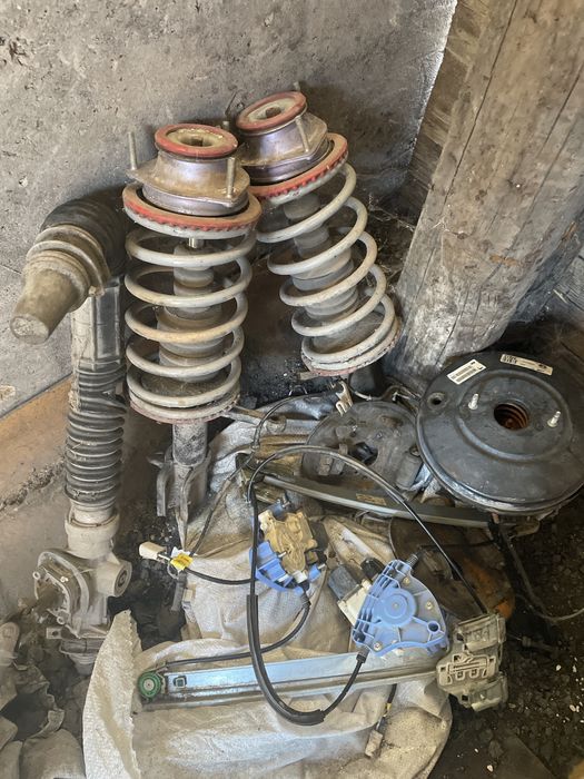 Запчасти приора !!!