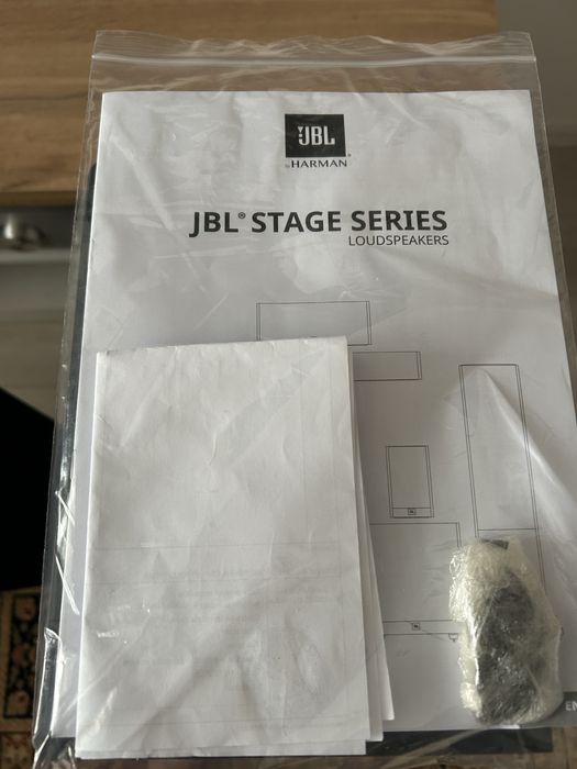 Vând boxe de podea JBL Stage A170 – ca noi