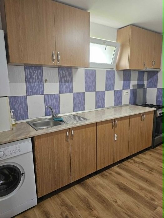 Inchiriez apartamente si garsoniere