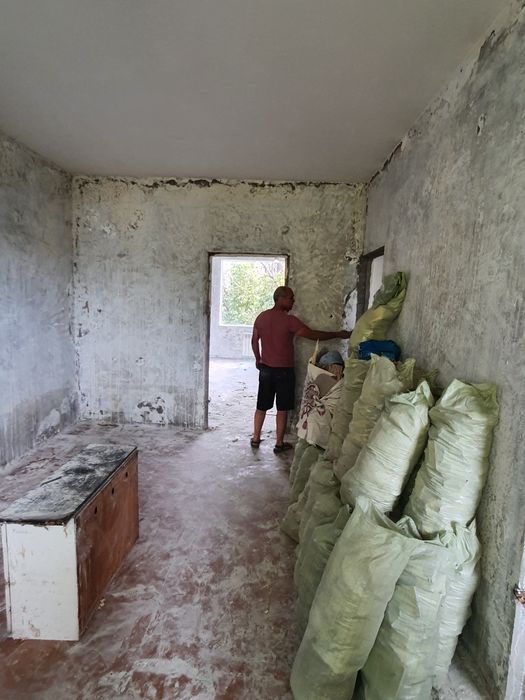 Демонтаж квартиры подготовка к ремонту Копаем подвал