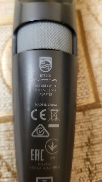 Philips Seria 5000 model BT5200 fuctional se vinde cu incarcator