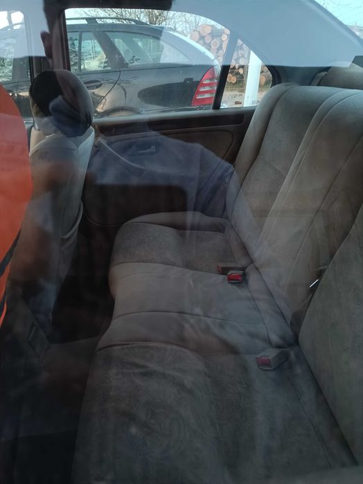 Rover 4Si автомобили