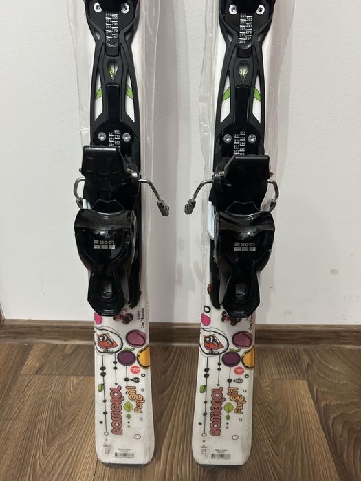 Schiuri pentru fete marime 130 cm noi/nefolosite