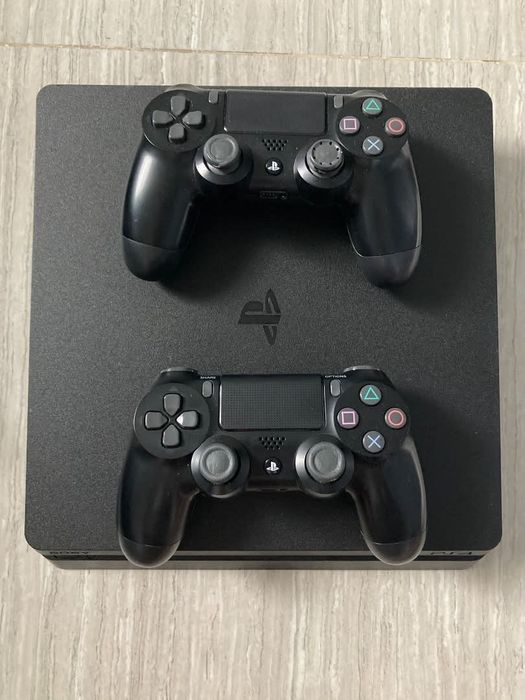Ps 4 slim 1TB Soni
