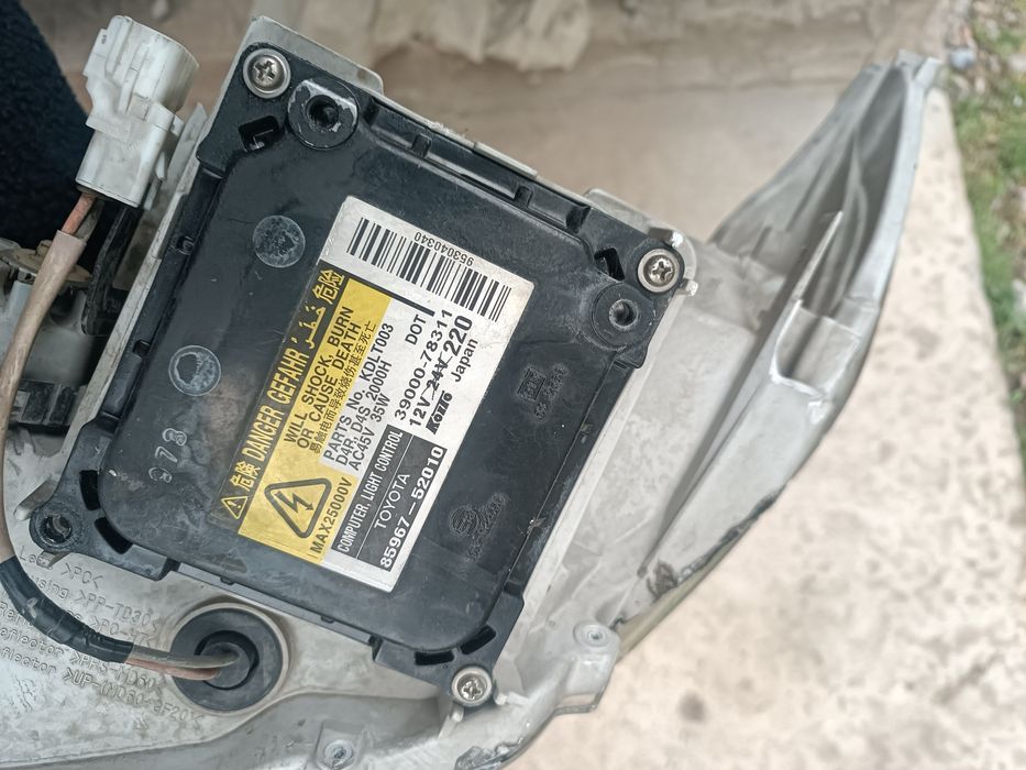 Фар тайота камри 45