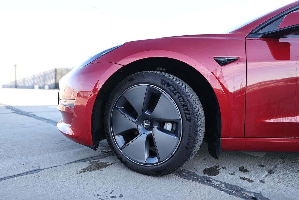 Tesla Model 3 - Long Range AWD leasing