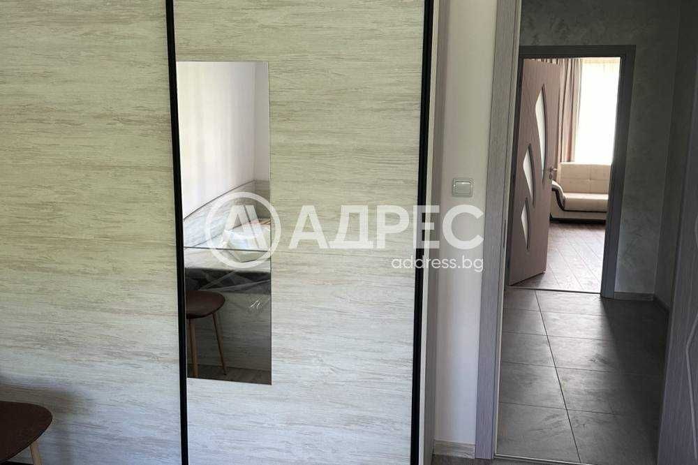 Дава се под наем Тристаен апартамент в Разград, Освобождение - 89 кв.м за 510 € - Снимка #3