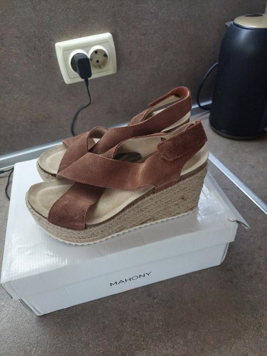 Дамски сандали mahony 37