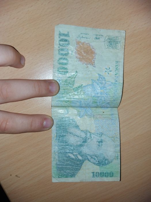 Bancnotă de 10.000 lei
