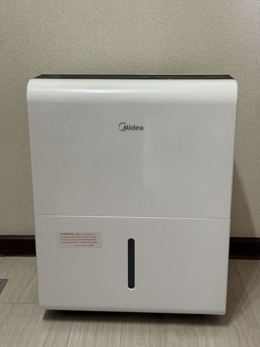 Продажа осушителя воздуха Midea 65кв (MDDP-30DEN7)
