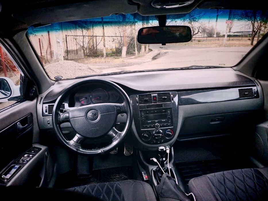 Ласетти ок 2011 йил сотилади