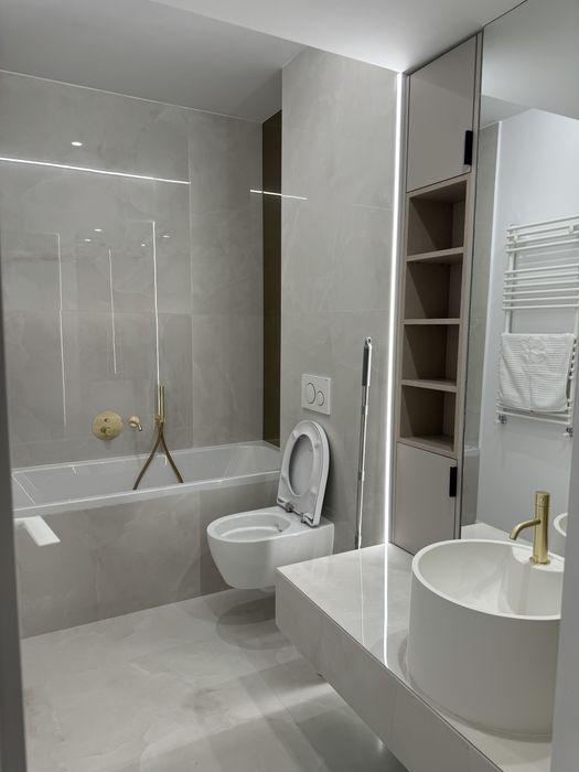 Apartament 2 camere + parcare subteran de inchiriat in Cortina North !!