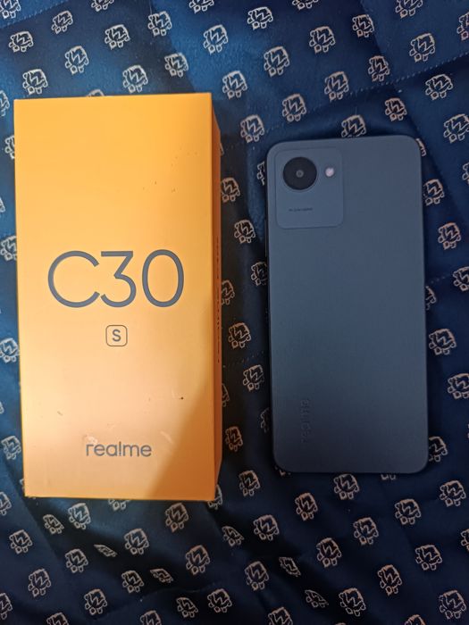 Телефон Realme c30