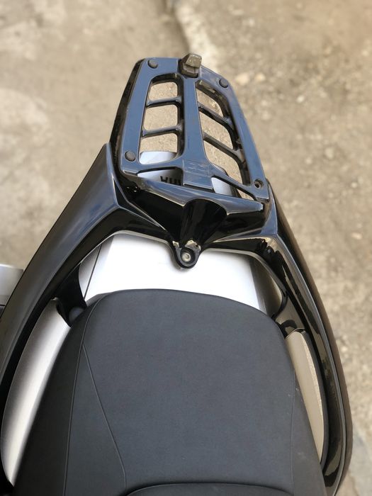 Оригинална стойка за куфар за Yamaha T max 2008 /2011г.