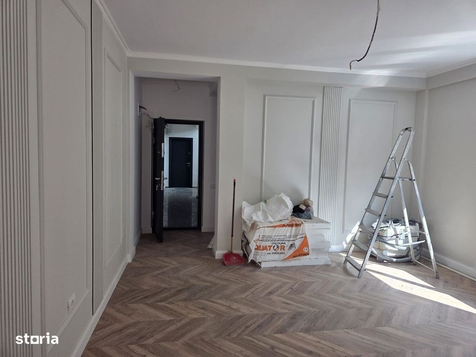 Apartament de vanzare 2 camere semidecomandat -  zona Bere - Pitesti