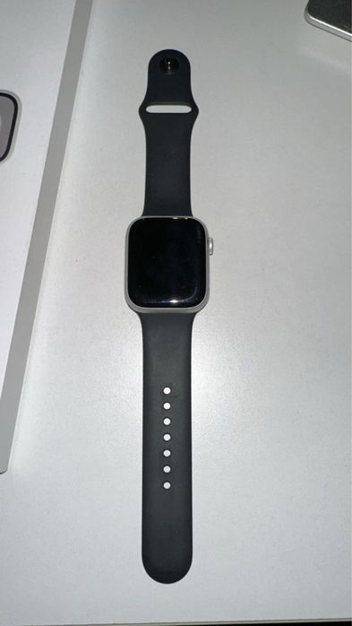 Apple watch 8 series