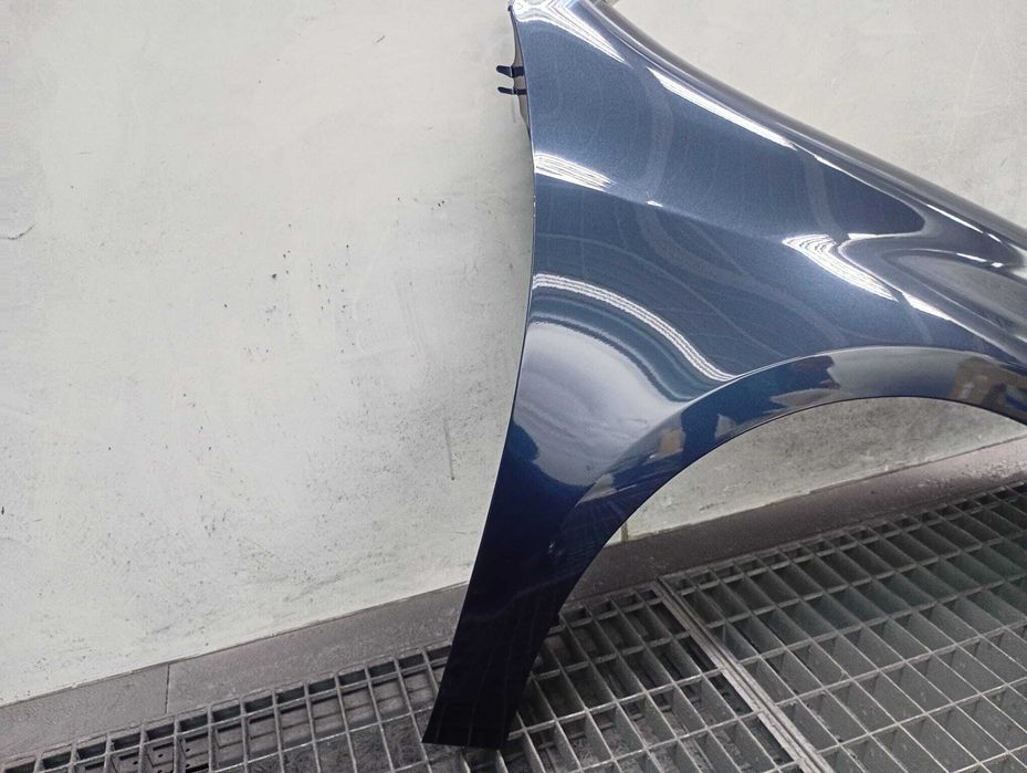 Aripa Fata Dreapta VW Golf 6 VI 2008-2013 (LC5F (Albastru))