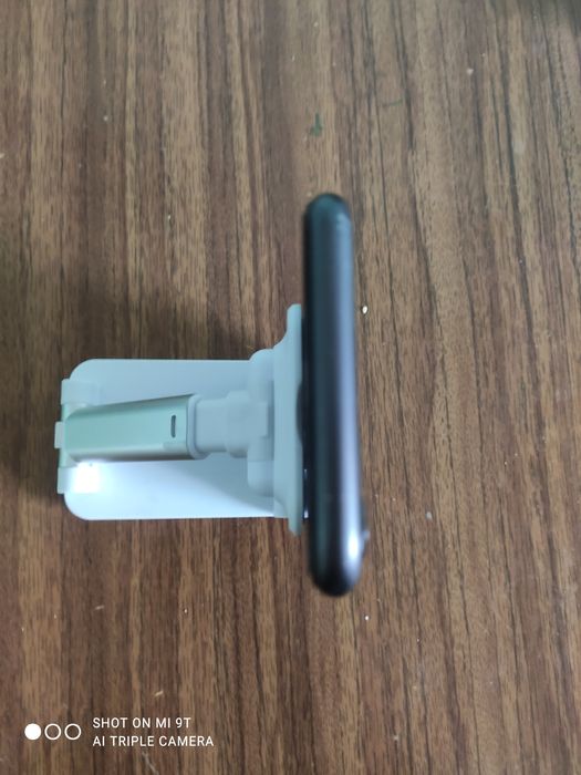 Продам айфон 11 128гб