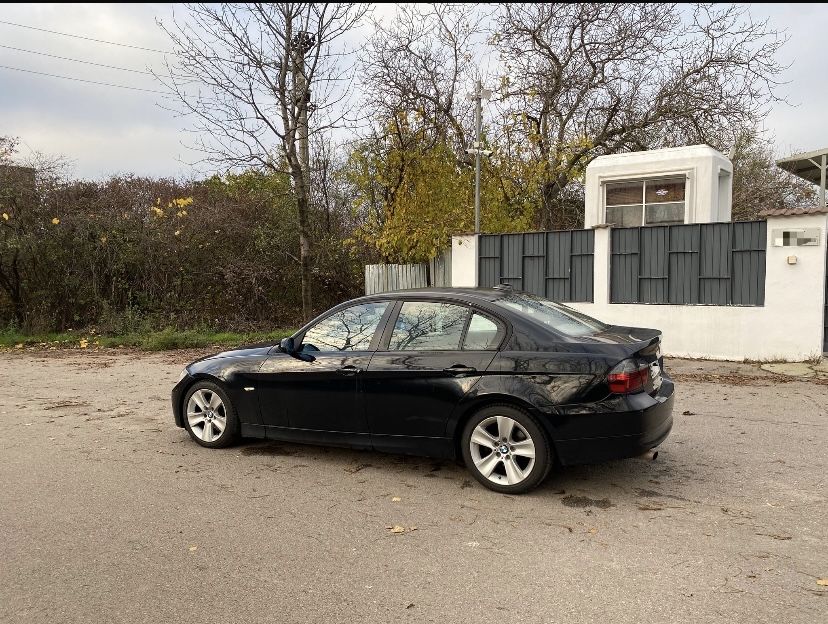 BMW E90 320d 2005
