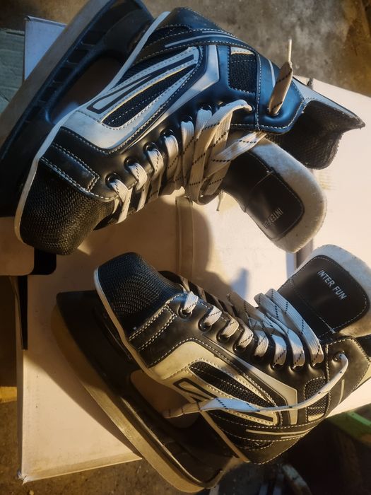 Продам коньки недорого