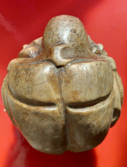 Sculptura orientala din lemn