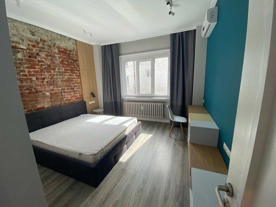 Дава се под наем Двустаен апартамент в София, Център - 70 кв.м за 548.25 € - Снимка #1