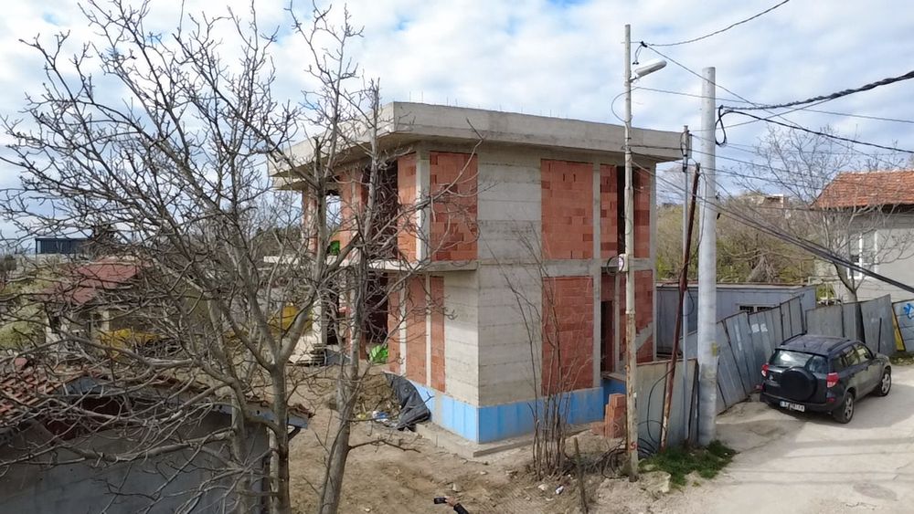 Двуетажна къща с Акт 14 за продажба в м-ст Горна Трака, гр. Варна