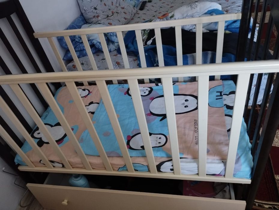 Детская кроватка