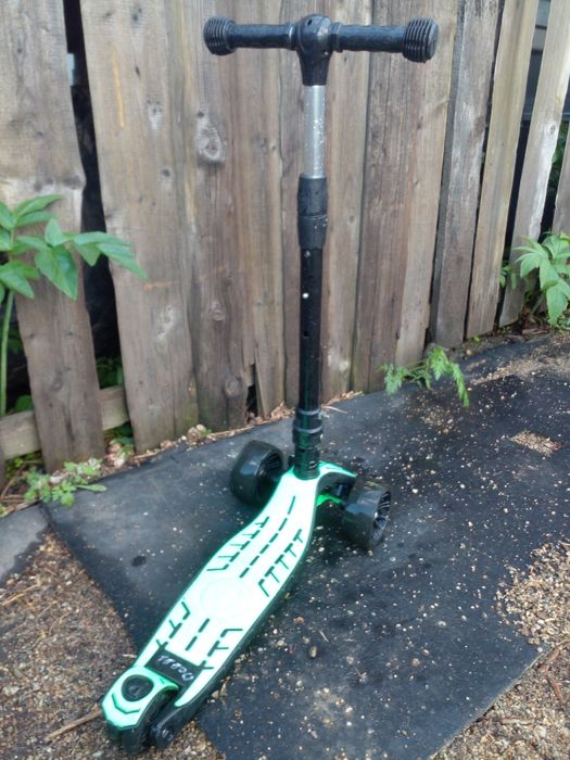 Самокат детский.