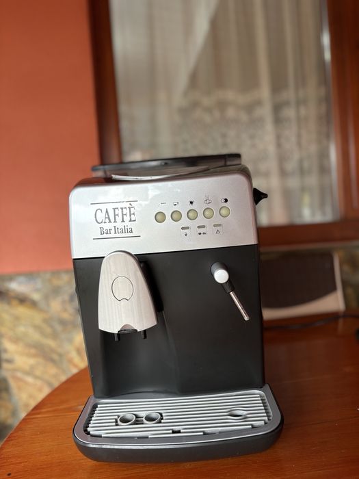 Aparat cafea in stare foarte buna