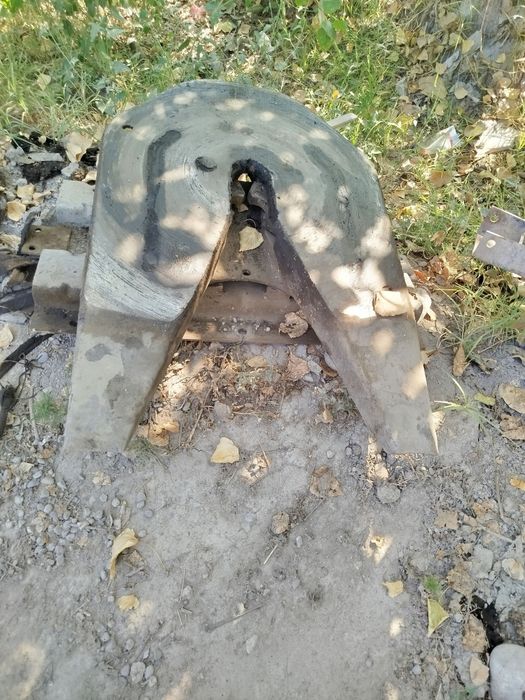 Zil sedlo sotiladi.