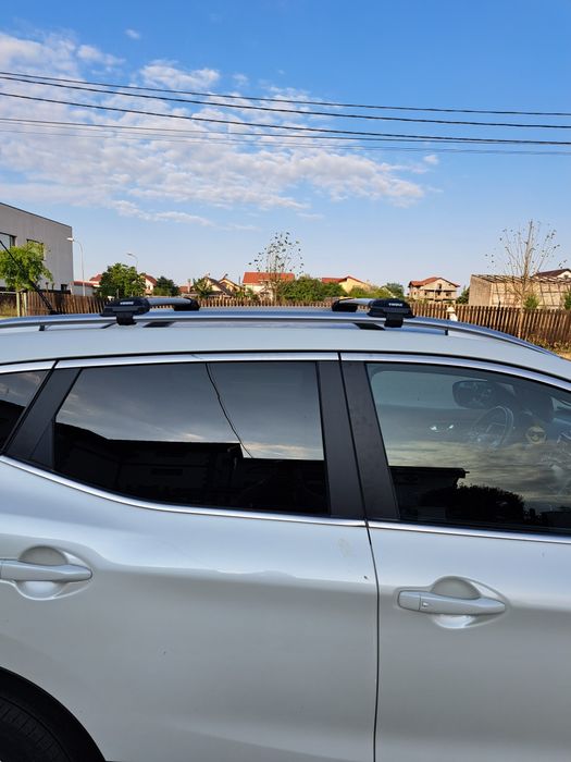 Vând bare auto Transversale Thule Wingbar Edge