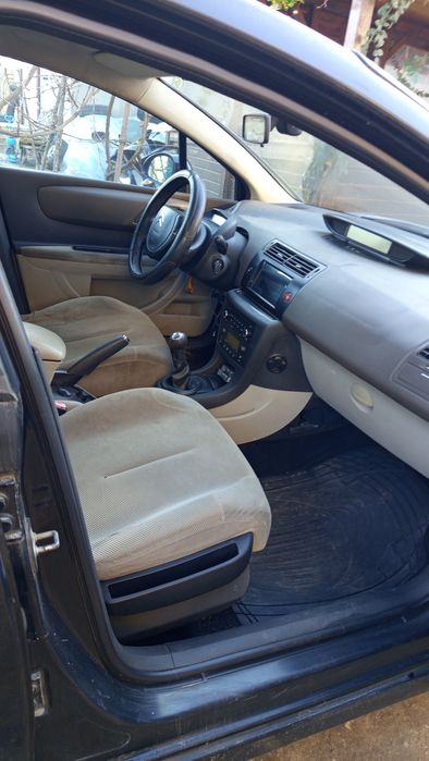 Vând piese Citroen C4 1.6 benzină