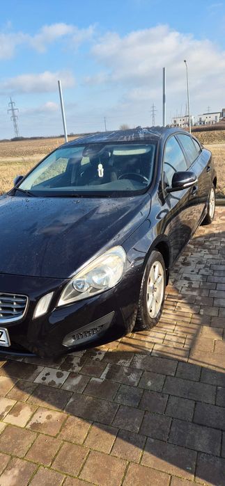 Volvo S60 II Kinetic DrivE