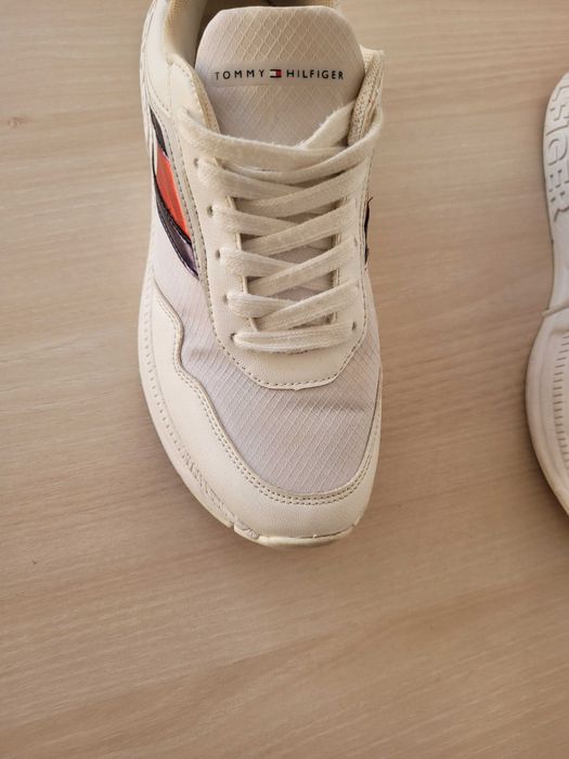 Adidasi Tommy Hilfiger