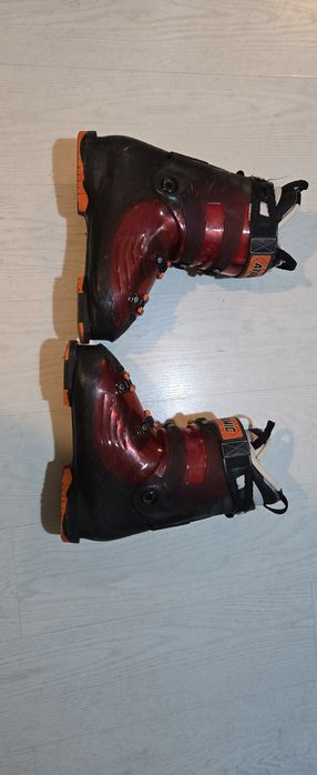 Vând clapari Atomic HAWX  flex 130 marimea 28.5