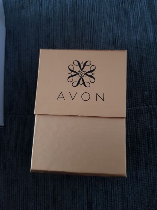 Колие на Avon дълго