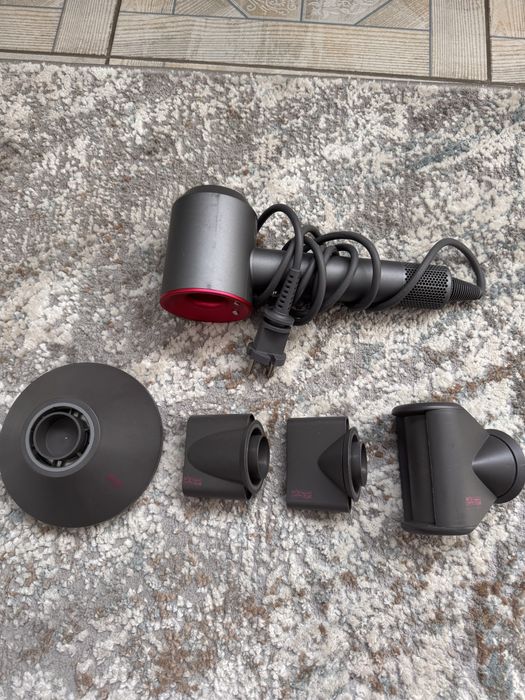 Продам фен. Б/у в отличном состоянии!!!