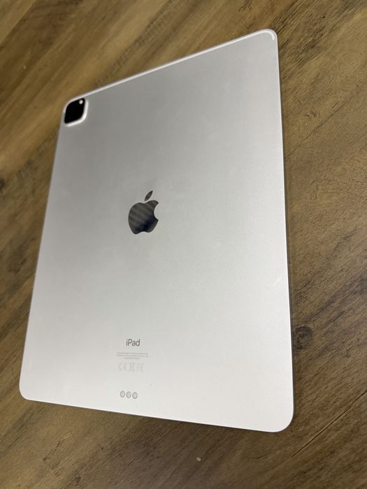 Ipad Pro 2023 , 12,9 inch , 1TB , Impecabila ,97% baterie .