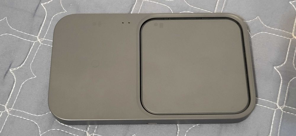 SAMSUNG Wireless Incarcator Fuctional