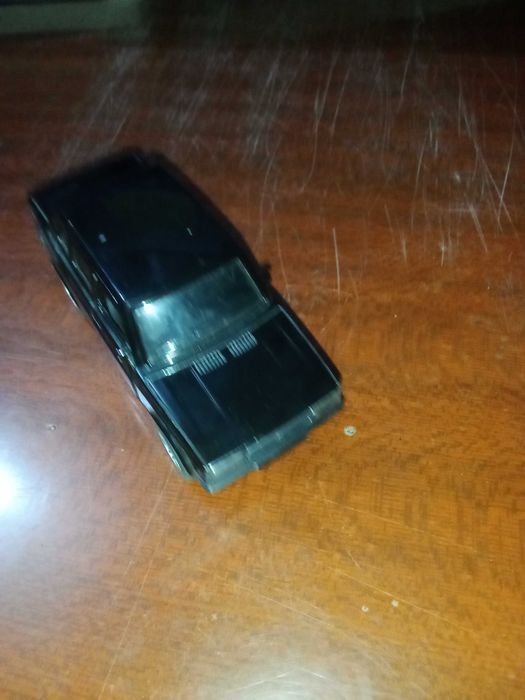 Jiguli modelka 2107 eshiklari ochiladi ideal holatda