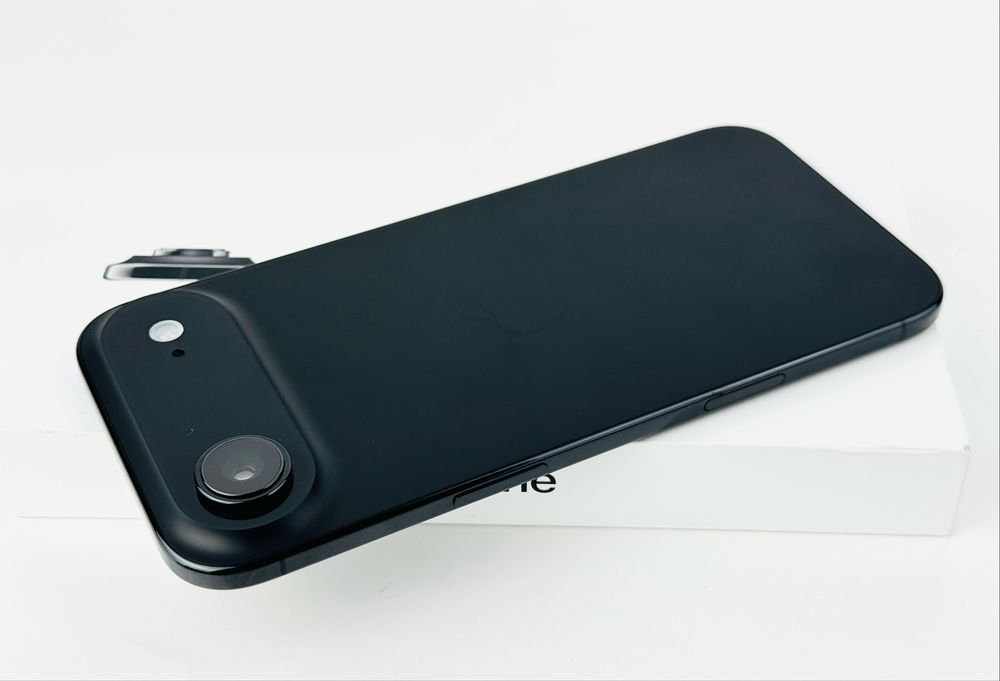 Apple iPhone 17 Air 256GB Black 100% Батерия! Гаранция!