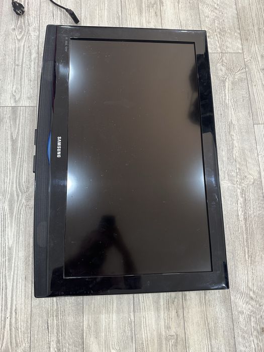 Телевизор Samsung