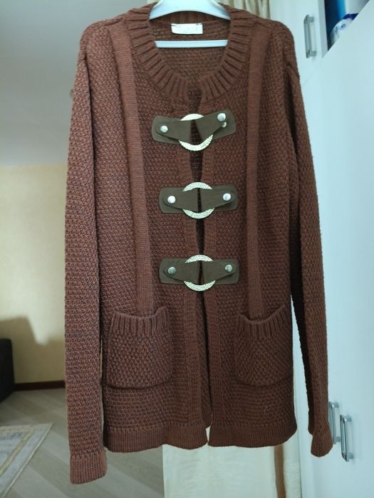 Продам кофту новую