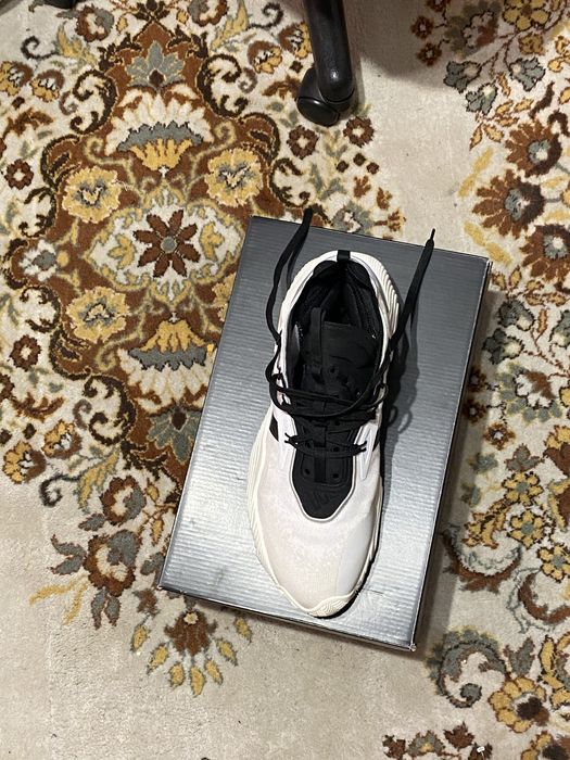 Adidas Trae Young 3 “Stormtrooper”