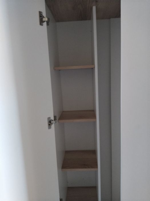 Угловой шкаф  в прихожую
