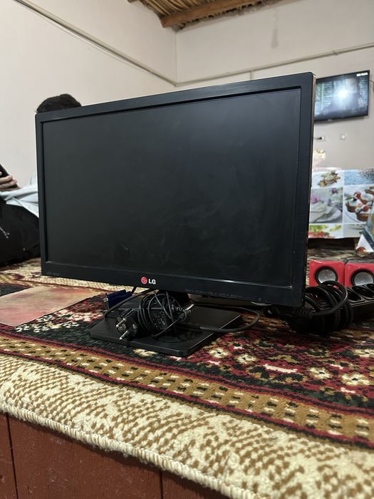 Компютер сатилад