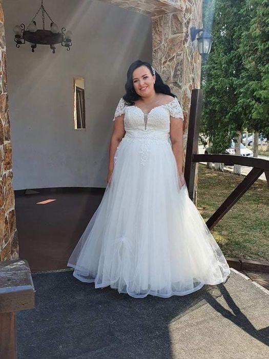 Vând rochie de mireasa !