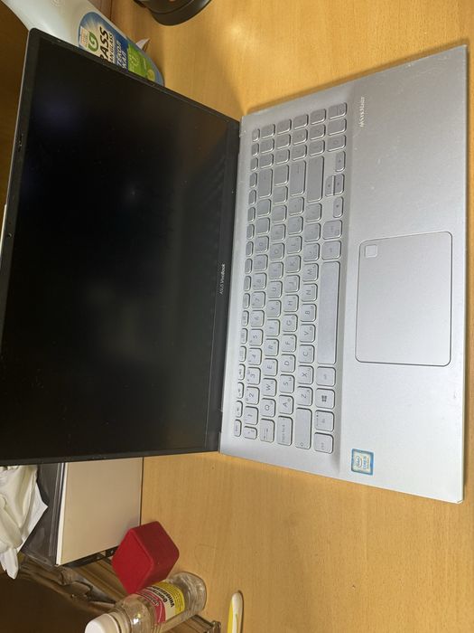 Asus vivobook 15