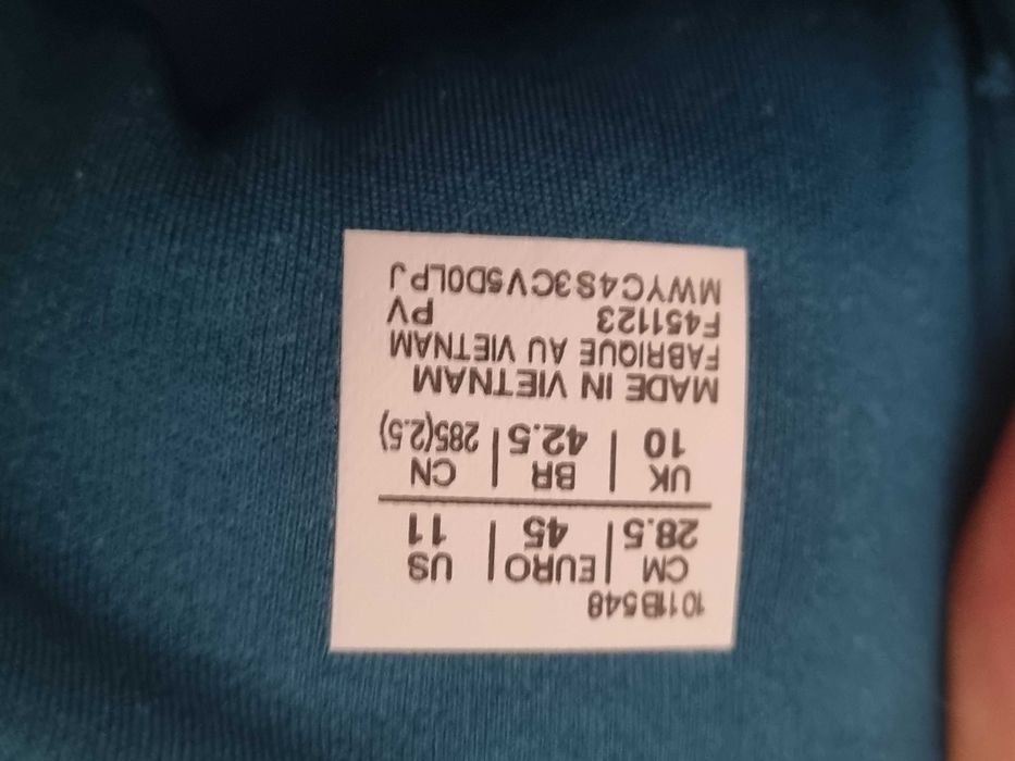 Продавам ASICS GEL-KAYANO 30 (Номер 45) , без стелки